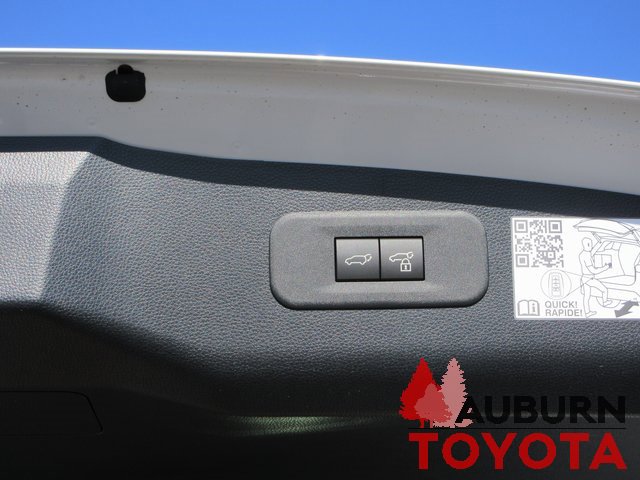 New 2026 Toyota Crown Signia image 5