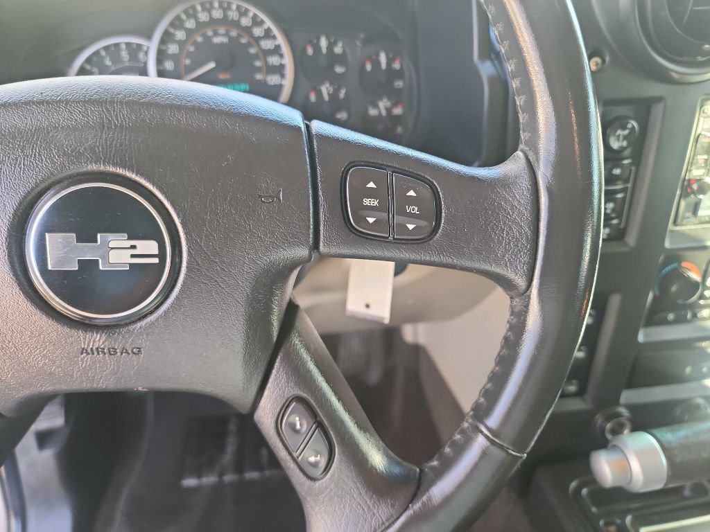 Used 2005 HUMMER H2 w/ Preferred Equipment Group image 22