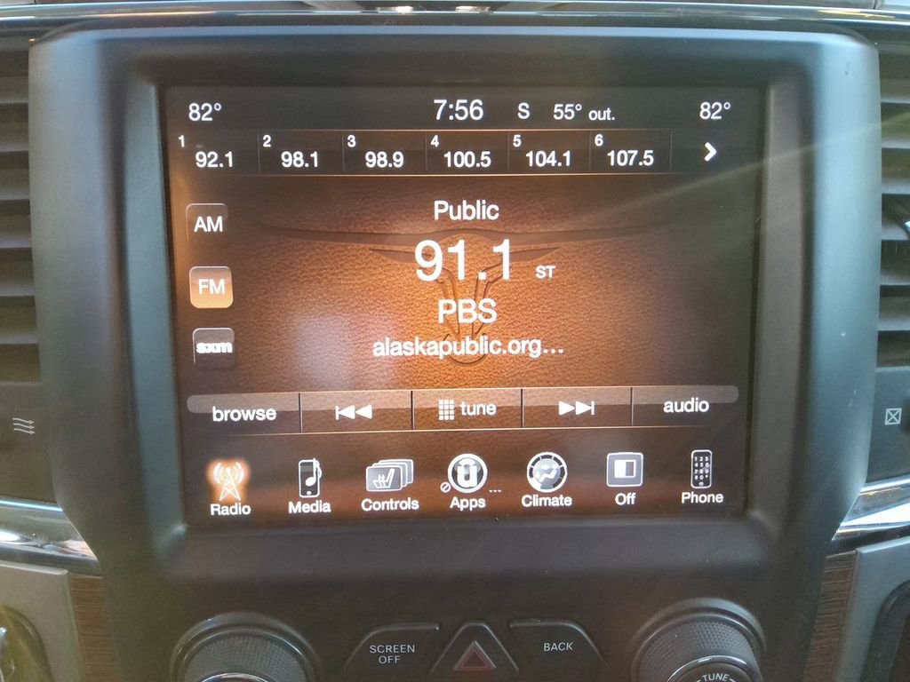 Used 2017 RAM 1500 Laramie w/ Convenience Group image 14