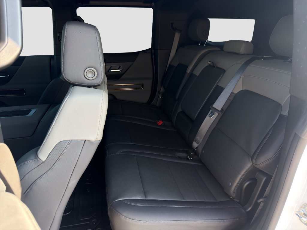 Used 2025 GMC Hummer EV 2X AWD/4WD image 13