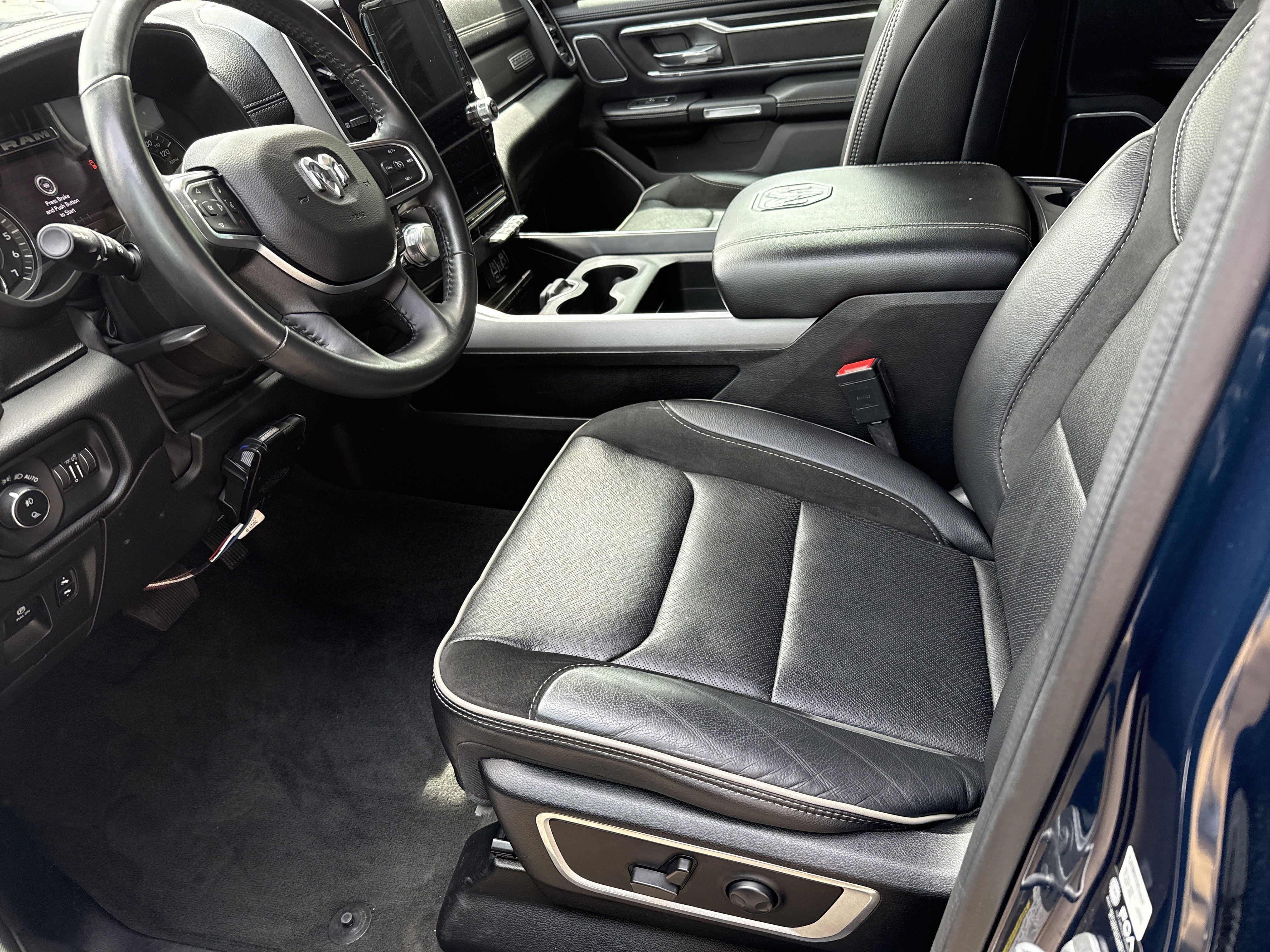 Used 2023 RAM 1500 Laramie image 9