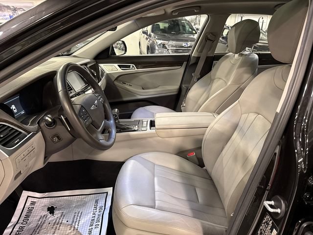 Used 2018 Genesis G80 3.8 w/ Option Group 02 RWD image 10