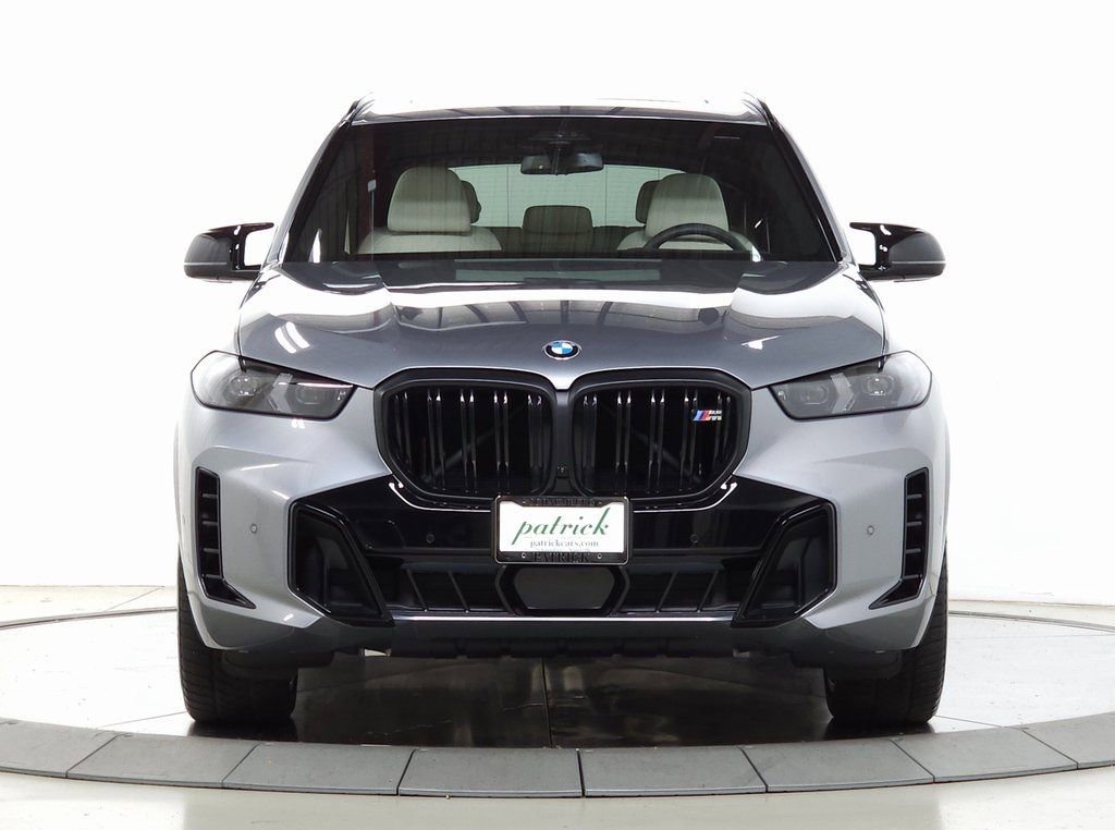 Used 2025 BMW X5 M60i image 2