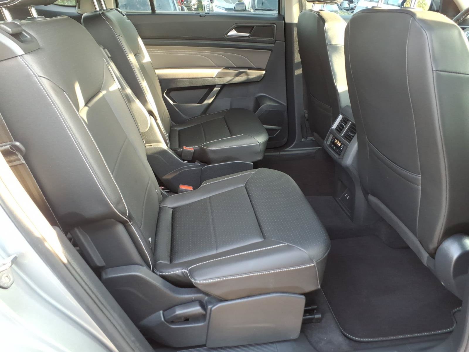 Used 2023 Volkswagen Atlas SE FWD image 24