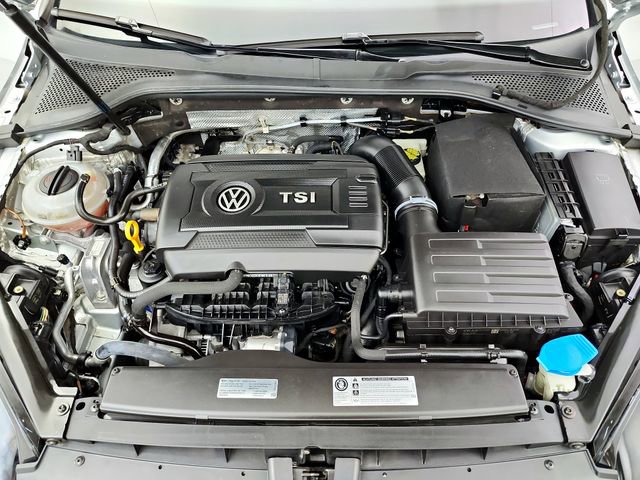 Used 2017 Volkswagen Golf S AWD/4WD image 31
