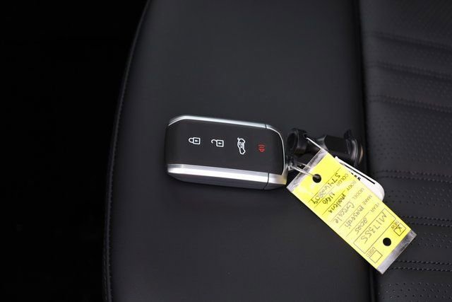 New 2025 Maserati Grecale Modena image 35