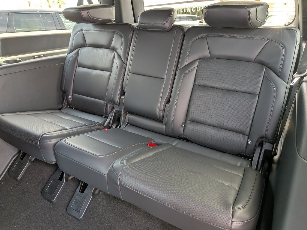 New 2026 Lincoln Navigator L Reserve w/ Jet Appearance Package AWD/4WD image 15
