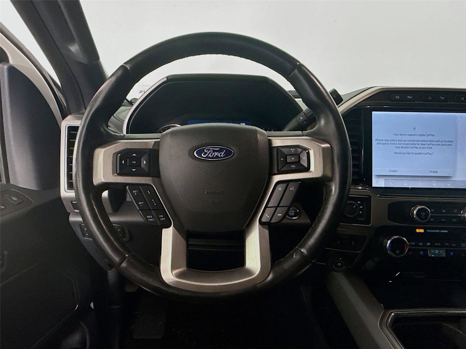 Used 2022 Ford F450 Platinum w/ FX4 Off-Road Package AWD/4WD image 8