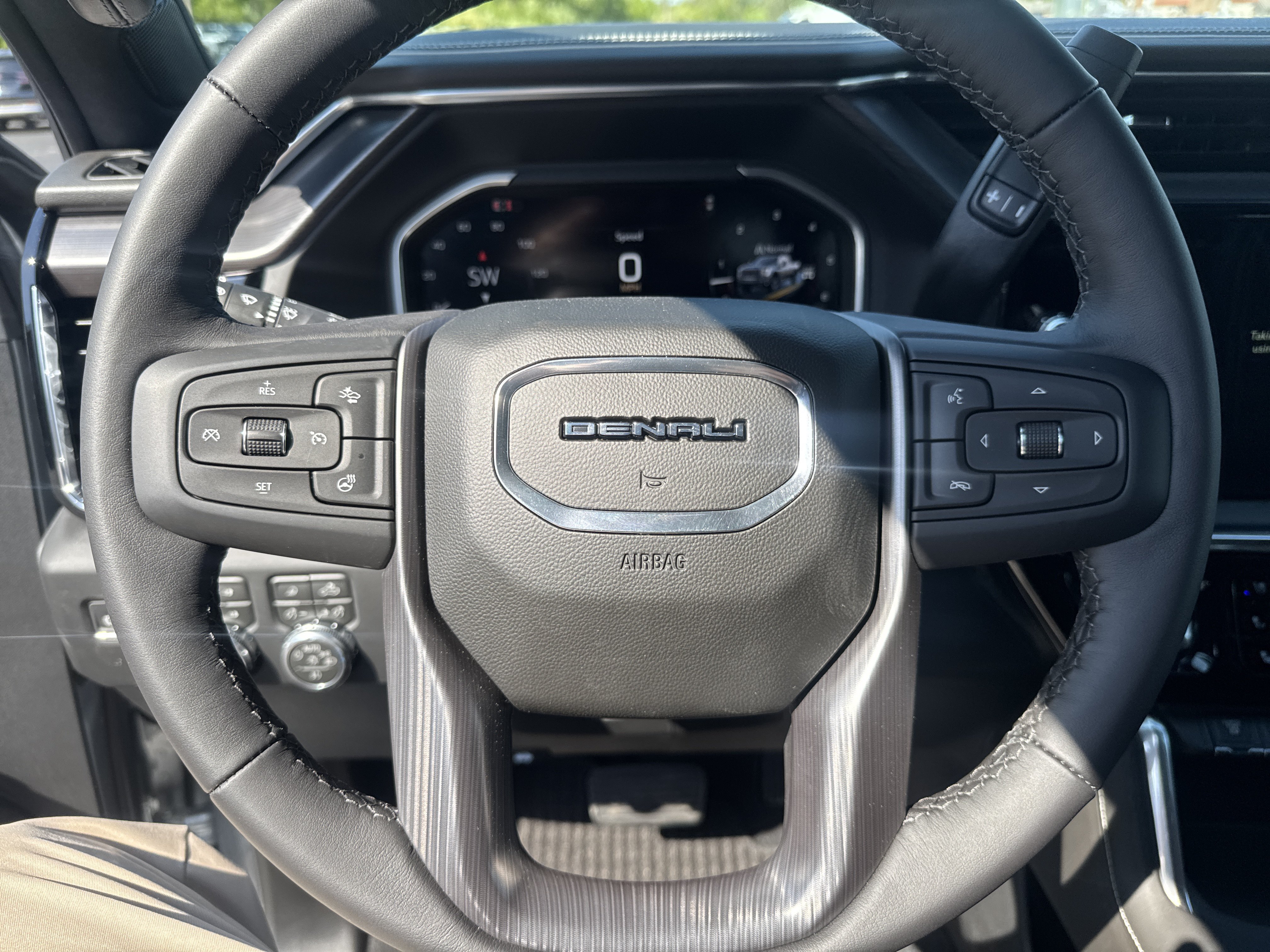 New 2026 GMC Sierra 2500 Denali Ultimate AWD/4WD image 17