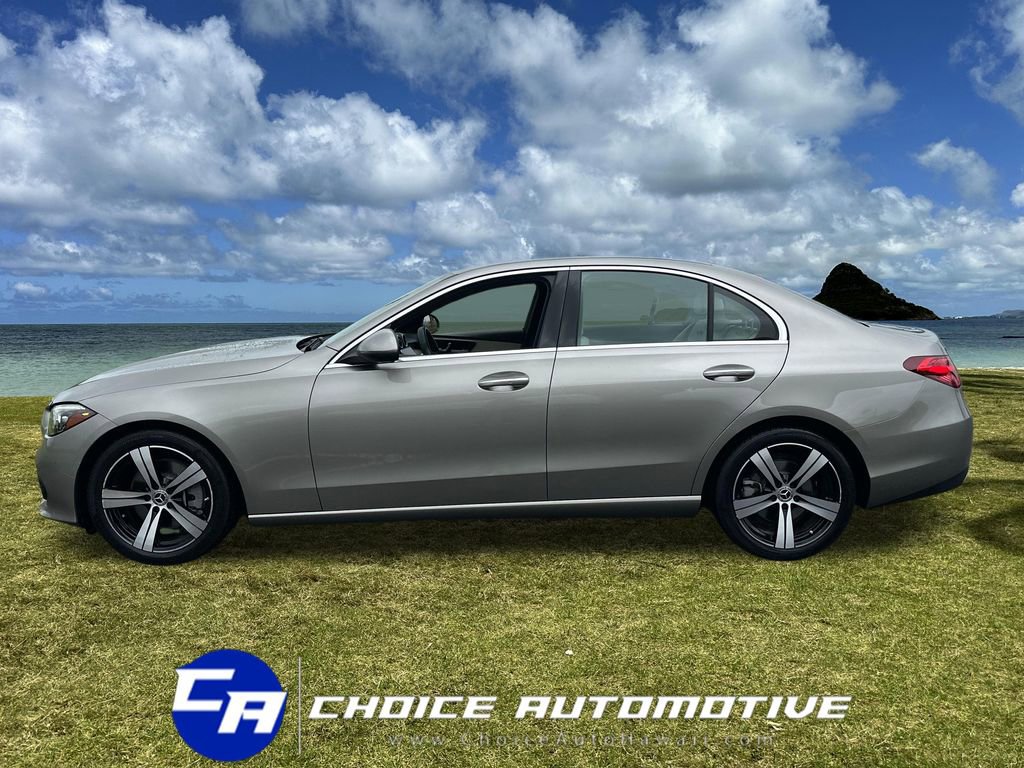 Used 2023 Mercedes-Benz C 300 Sedan image 3