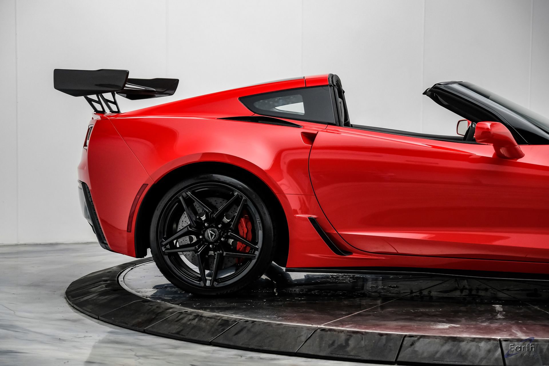 Used 2019 Chevrolet Corvette ZR1 RWD image 29
