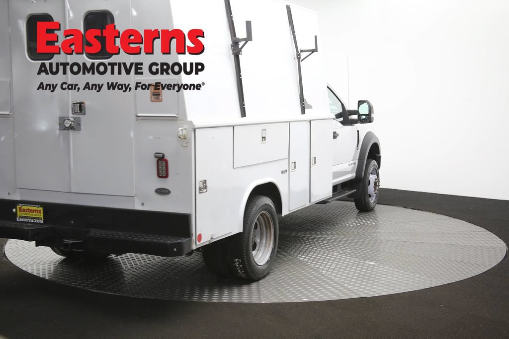Used 2017 Ford F550 2WD Regular Cab Super Duty image 41