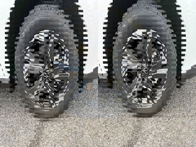 New 2025 Nissan Murano SL image 6