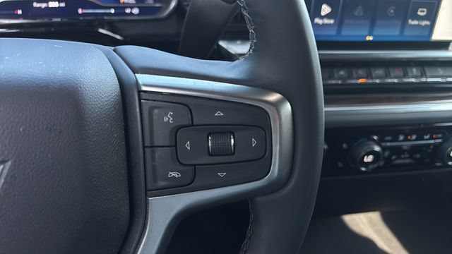 Used 2025 Chevrolet Silverado 1500 LT AWD/4WD image 19