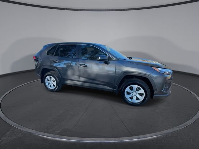 Used 2024 Toyota RAV4 LE image 18