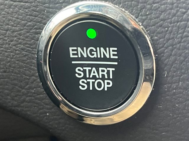 Used 2024 Ford Edge SEL w/ Convenience Package image 8