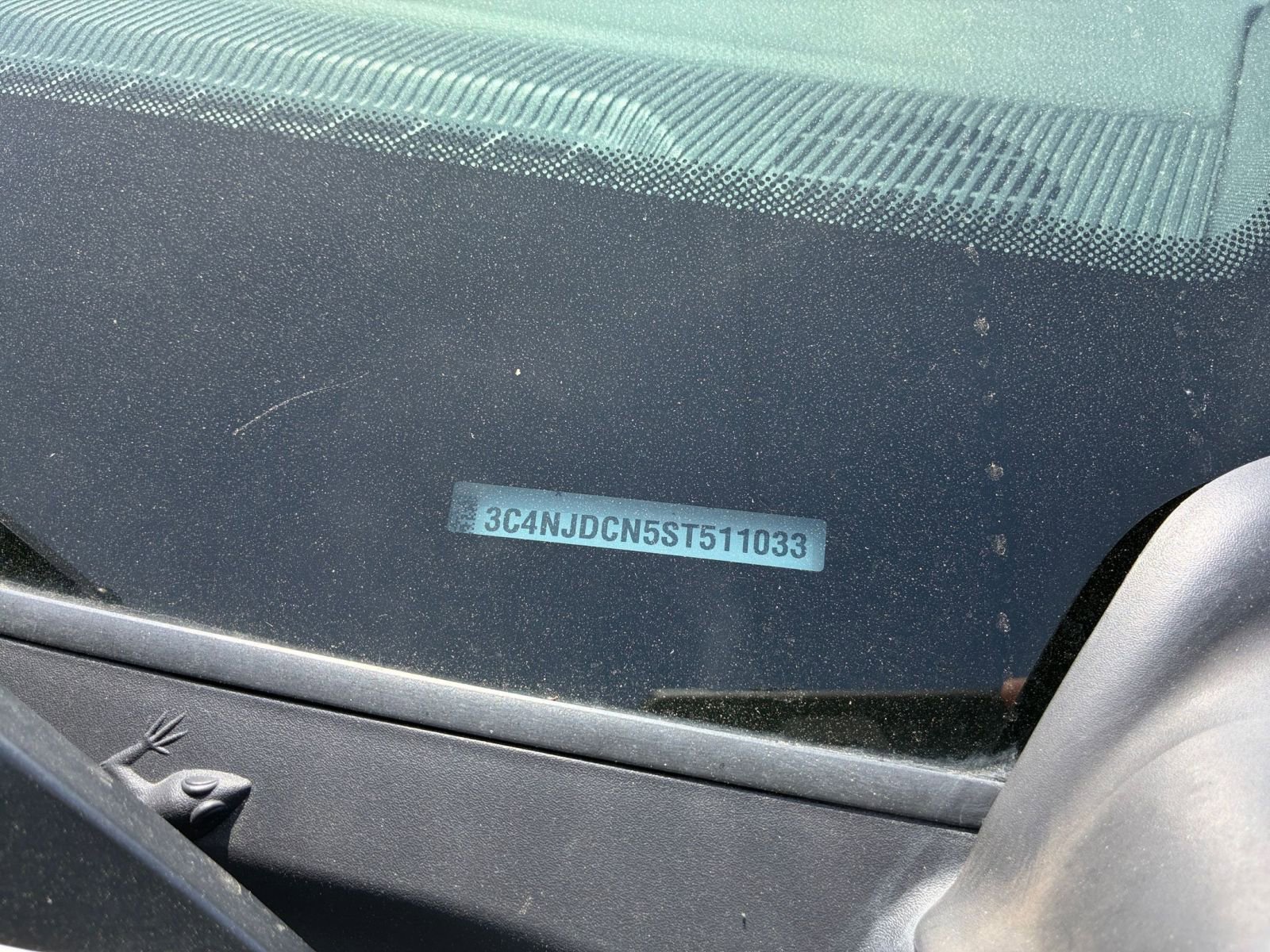 Used 2025 Jeep Compass Limited AWD/4WD image 30