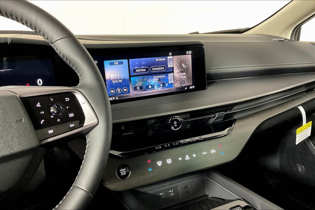 Used 2025 Nissan Murano SV image 11