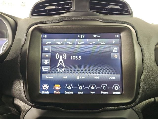 Used 2021 Jeep Renegade Latitude image 21