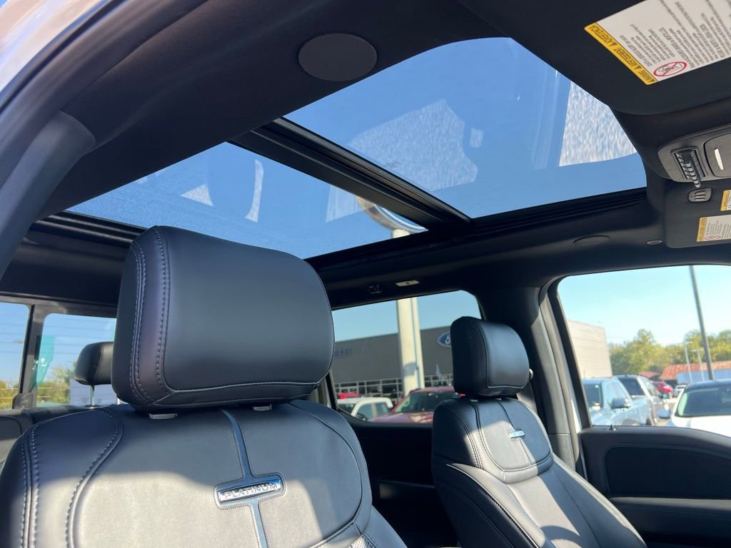 New 2026 Ford F350 Platinum w/ FX4 Off-Road Package image 11