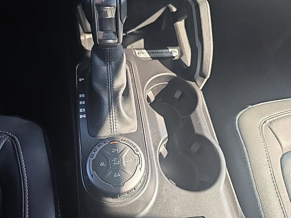 Used 2023 Ford Bronco Outer Banks w/ Sasquatch Package AWD/4WD image 29