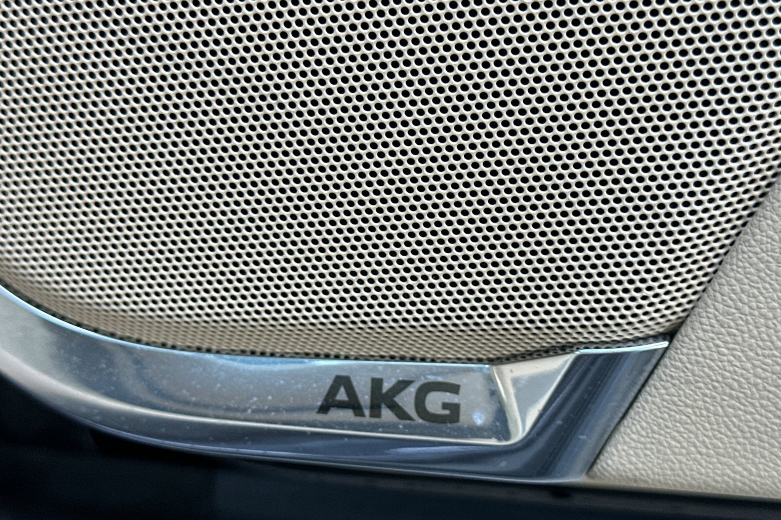 Certified 2023 Cadillac Escalade Premium Luxury w/ Performance Package image 46