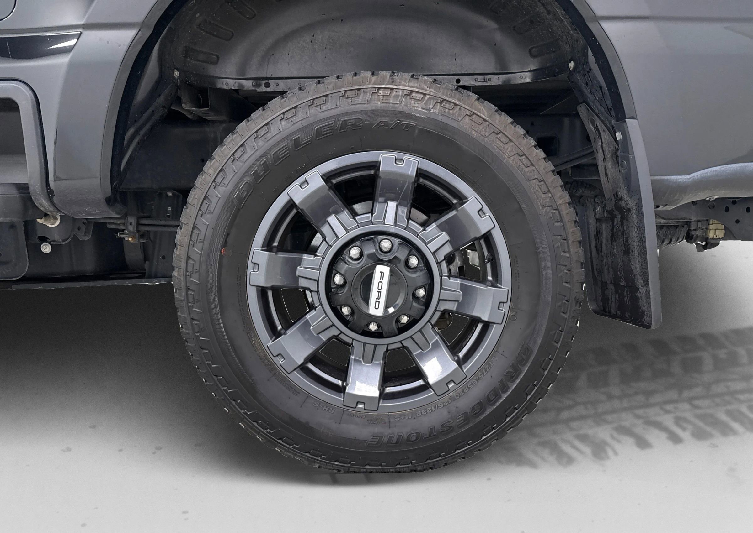 Used 2024 Ford F250 Lariat w/ Lariat Ultimate Package image 24