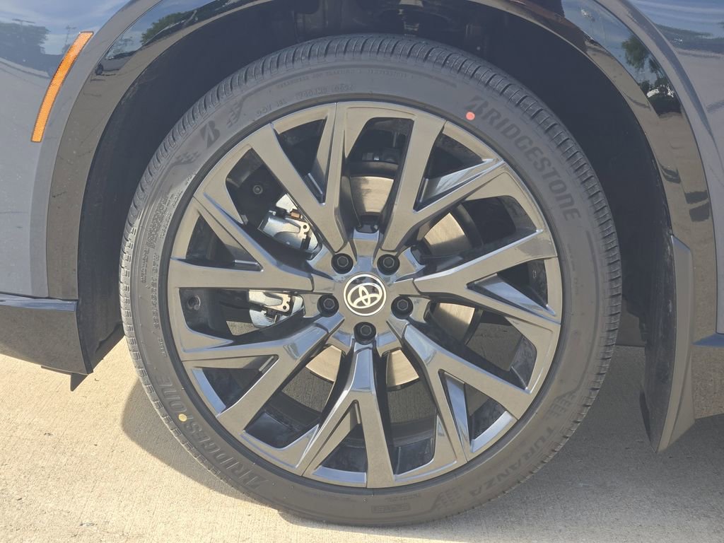 New 2026 Toyota Crown Signia AWD/4WD image 10