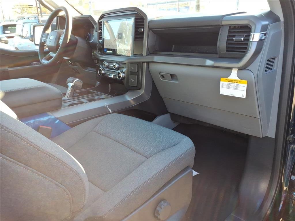 New 2025 Ford F150 Lightning XLT image 9