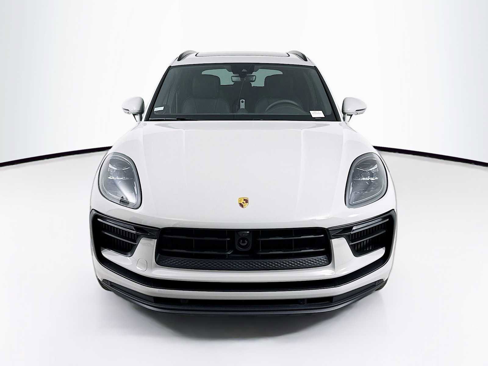 New 2026 Porsche Macan S image 6