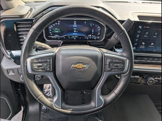 Used 2025 Chevrolet Silverado 1500 LT image 7