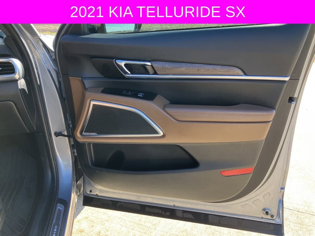 Used 2021 Kia Telluride SX w/ SX Prestige Package image 13