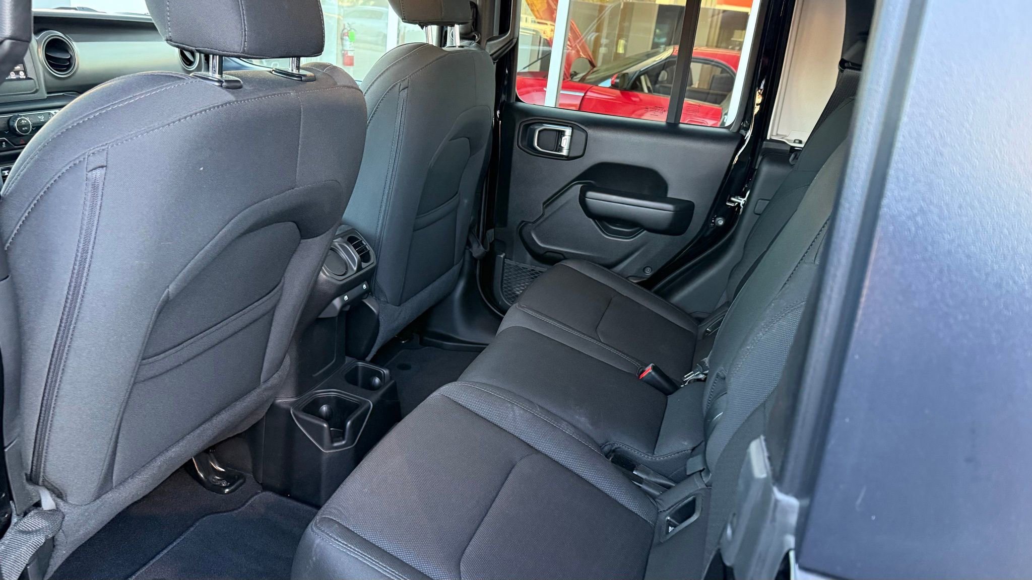 Used 2021 Jeep Gladiator Sport image 18