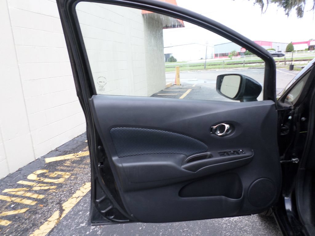 Used 2017 Nissan Versa Note SV FWD image 8