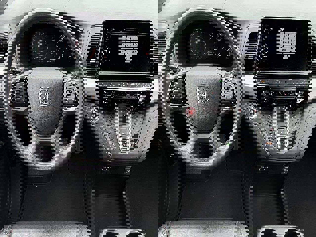 Used 2025 Honda Odyssey Sport-L image 10