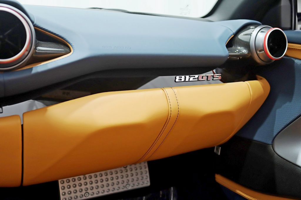 Used 2021 Ferrari 812 GTS RWD image 37