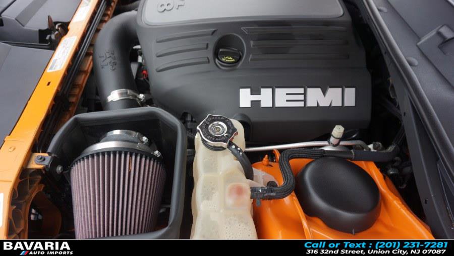 Used 2014 Dodge Challenger R/T image 37