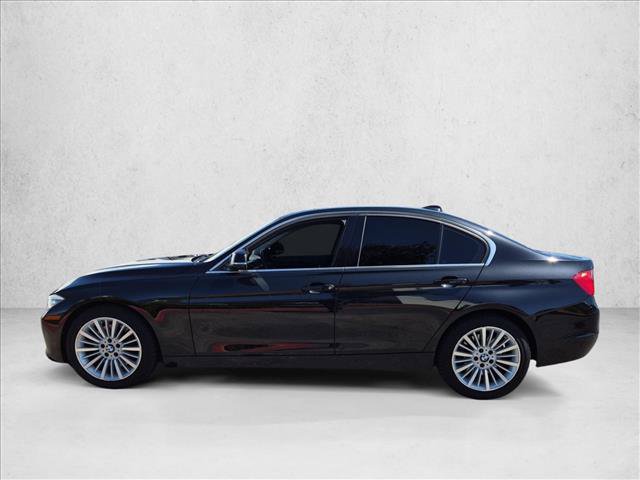Used 2013 BMW 335i xDrive Sedan w/ Technology Pkg AWD/4WD image 8