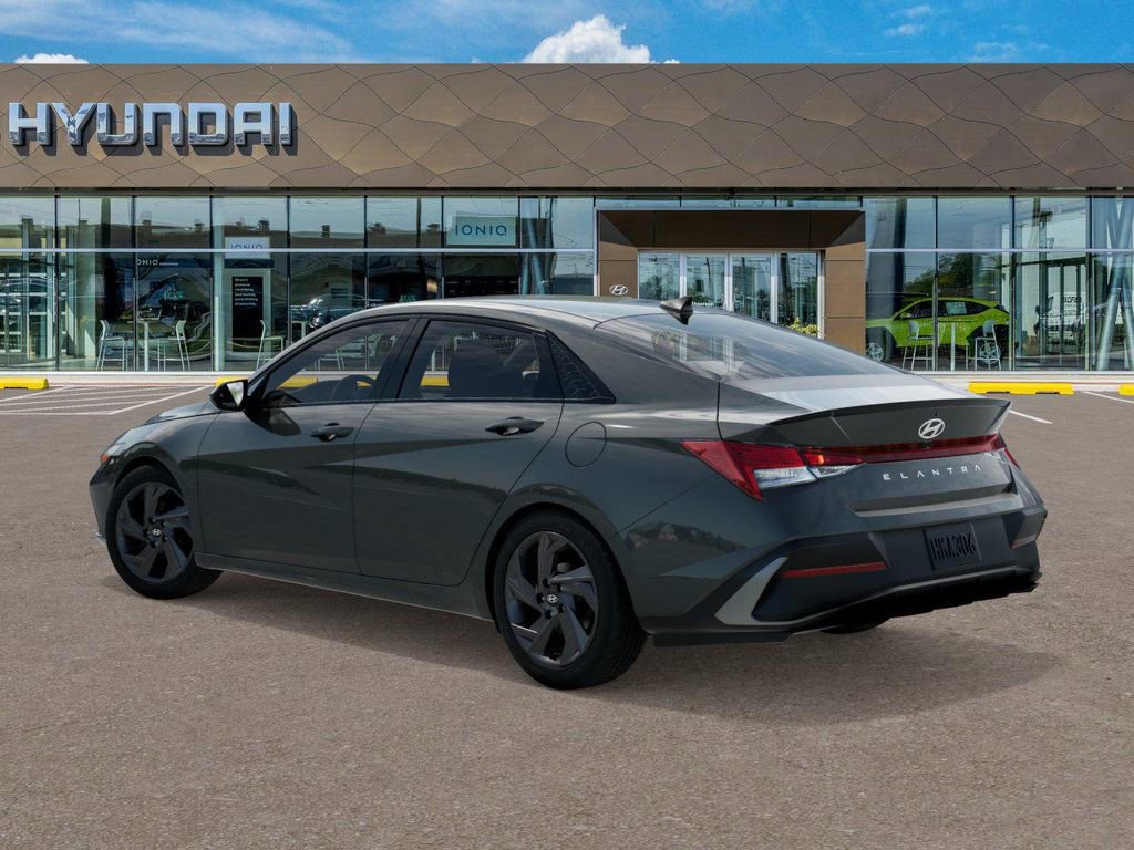 New 2026 Hyundai Elantra Sport image 5