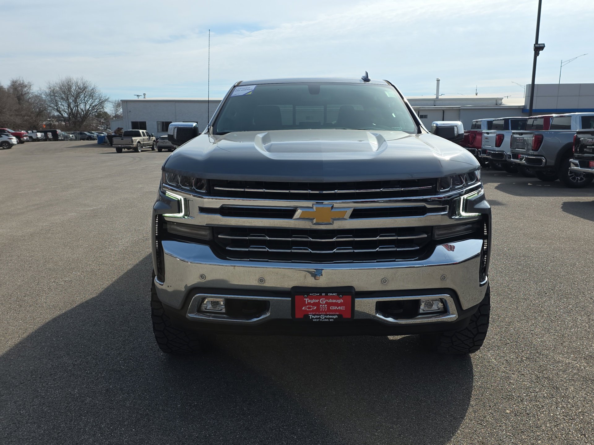 Used 2022 Chevrolet Silverado 1500 LTZ w/ Z71 Off-Road Package image 3