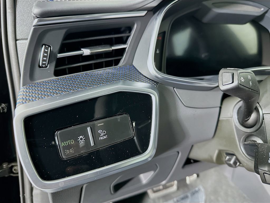 Used 2025 Audi RS 6 performance image 11