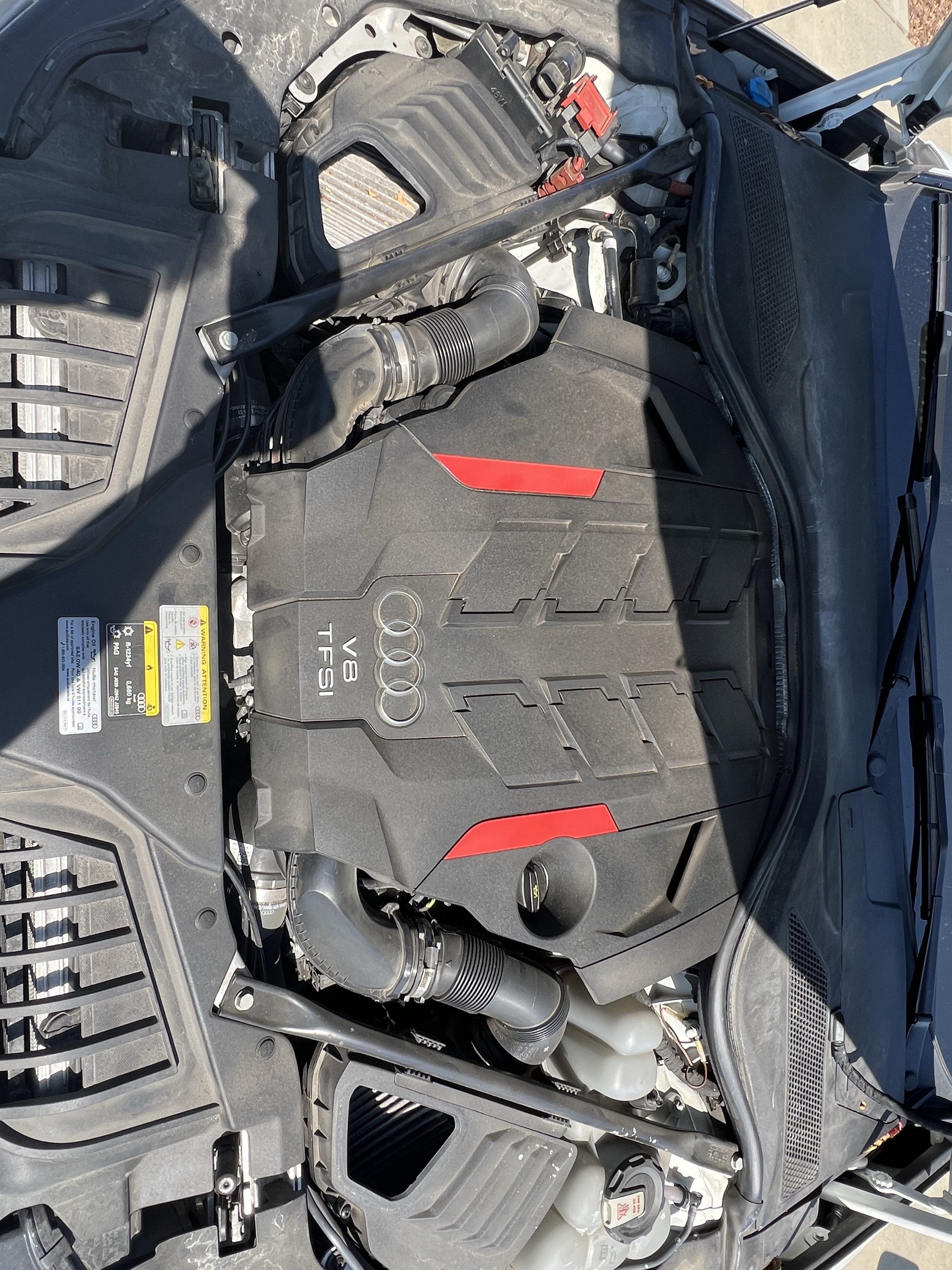 Used 2022 Audi S8 w/ S8 Comfort Plus Package AWD/4WD image 36