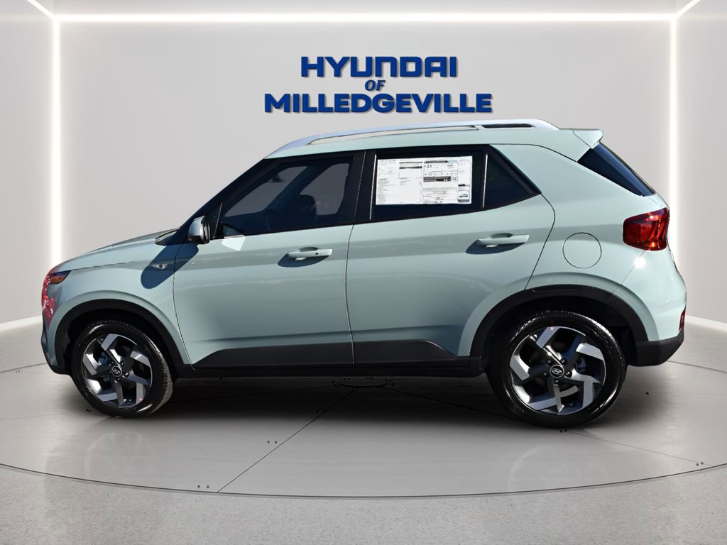 Used 2026 Hyundai Venue SEL image 2