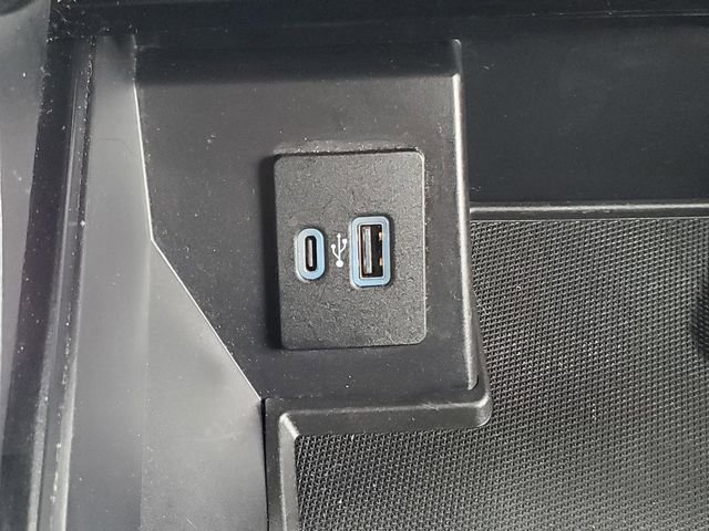 Used 2022 Ford F150 Raptor image 22
