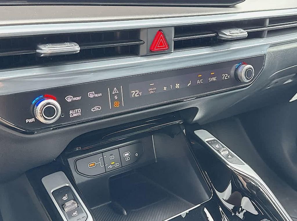 New 2025 Kia Sorento SX Prestige AWD/4WD image 26