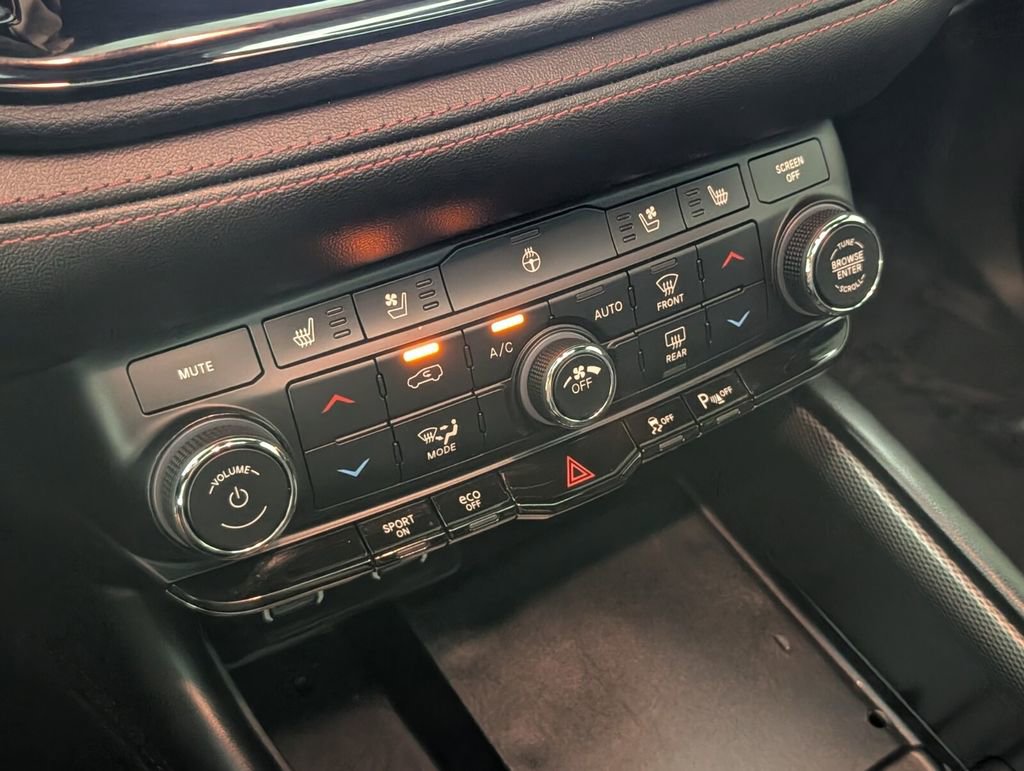 Used 2022 Dodge Durango R/T image 19