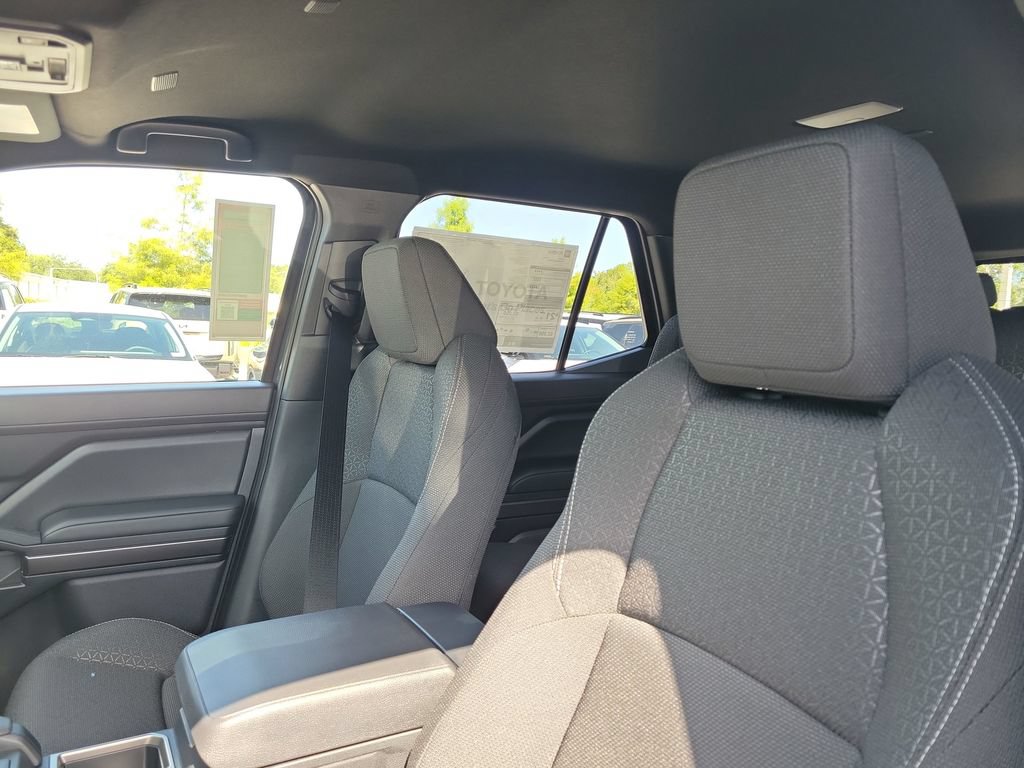 New 2026 Toyota 4Runner SR5 AWD/4WD image 21