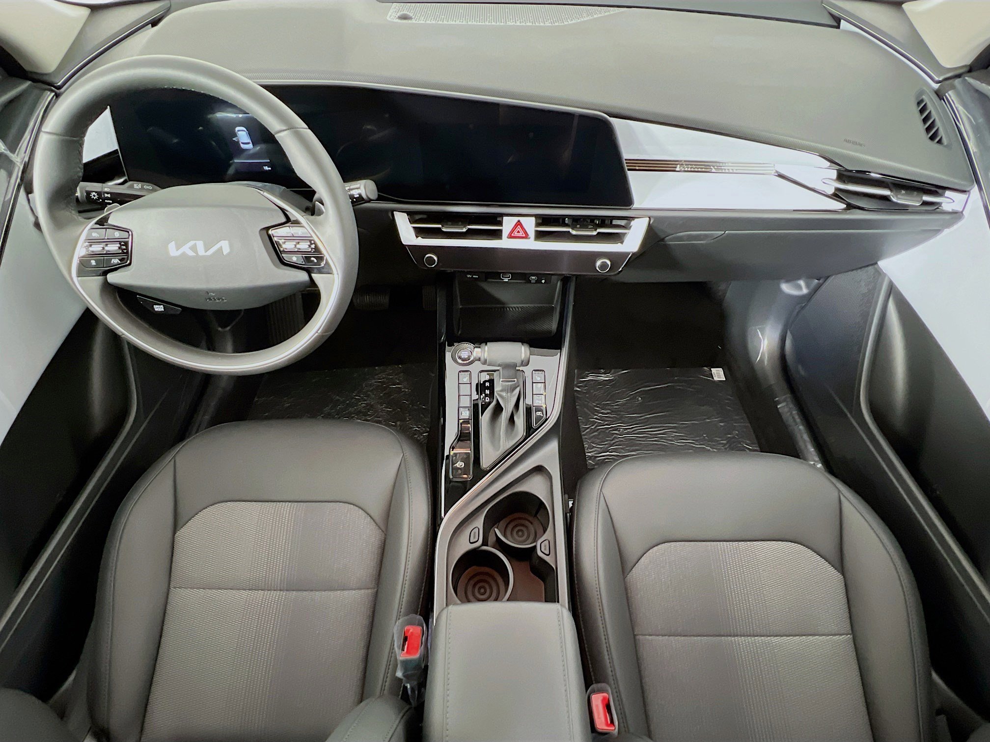 New 2025 Kia Niro EX image 19