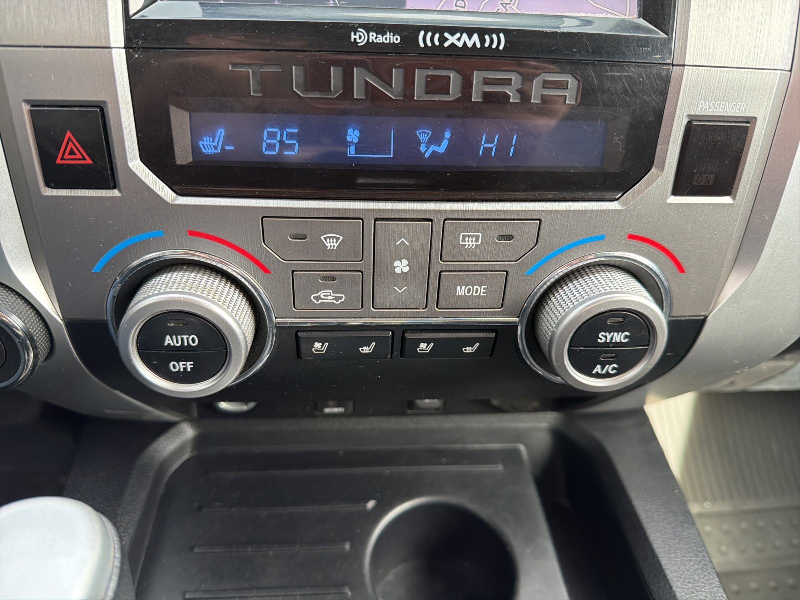 Used 2014 Toyota Tundra Platinum image 35