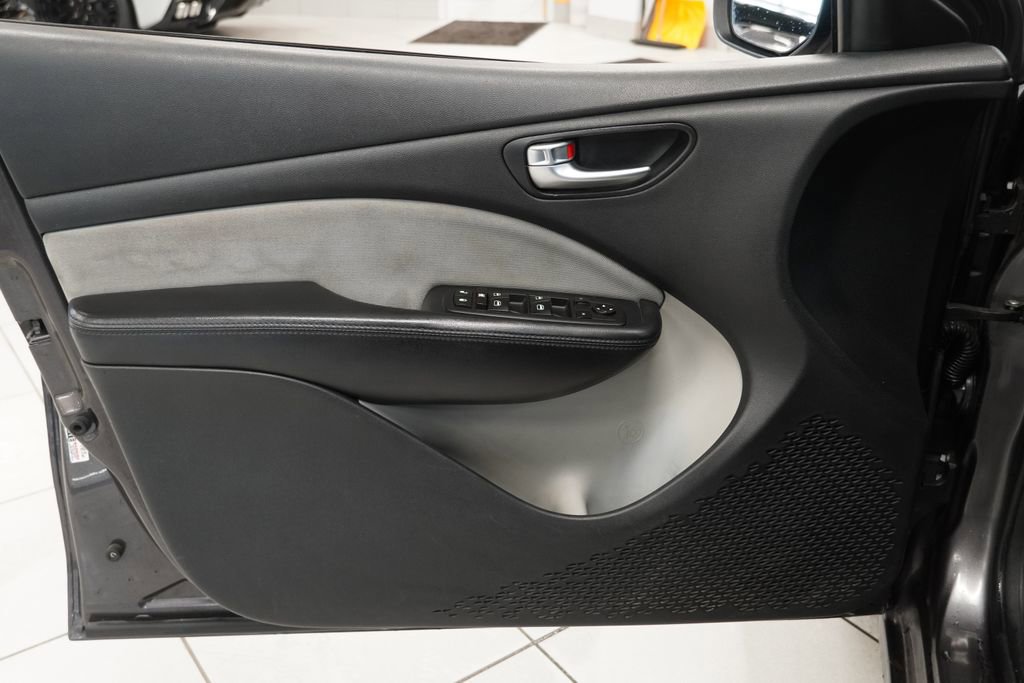 Used 2015 Dodge Dart SXT FWD image 14